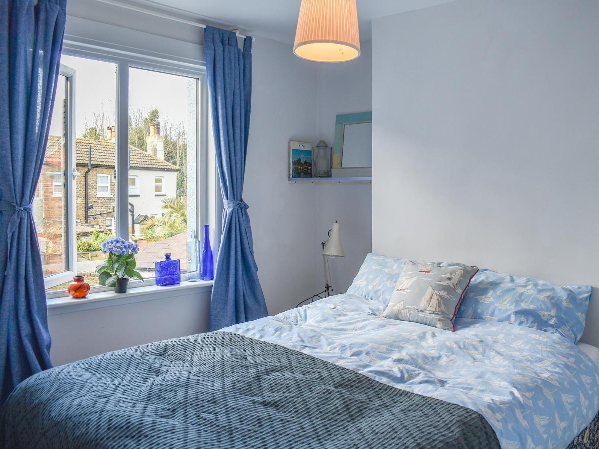 Blue Cottage برودستيرز المظهر الخارجي الصورة